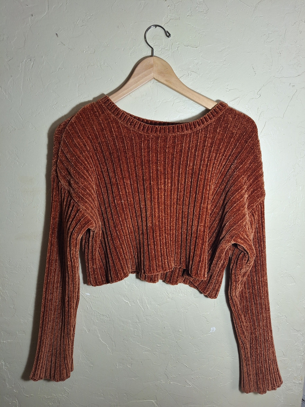 Forever 21 Rust Ribbed Cropped Crew Sweater